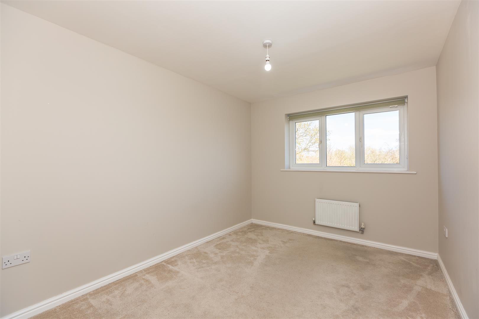 Pant Bryn Isaf, Llwynhendy, Llanelli, SA14 9EJ